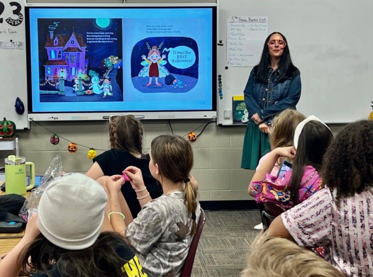 The Ghost Who Saved Halloween Presentation